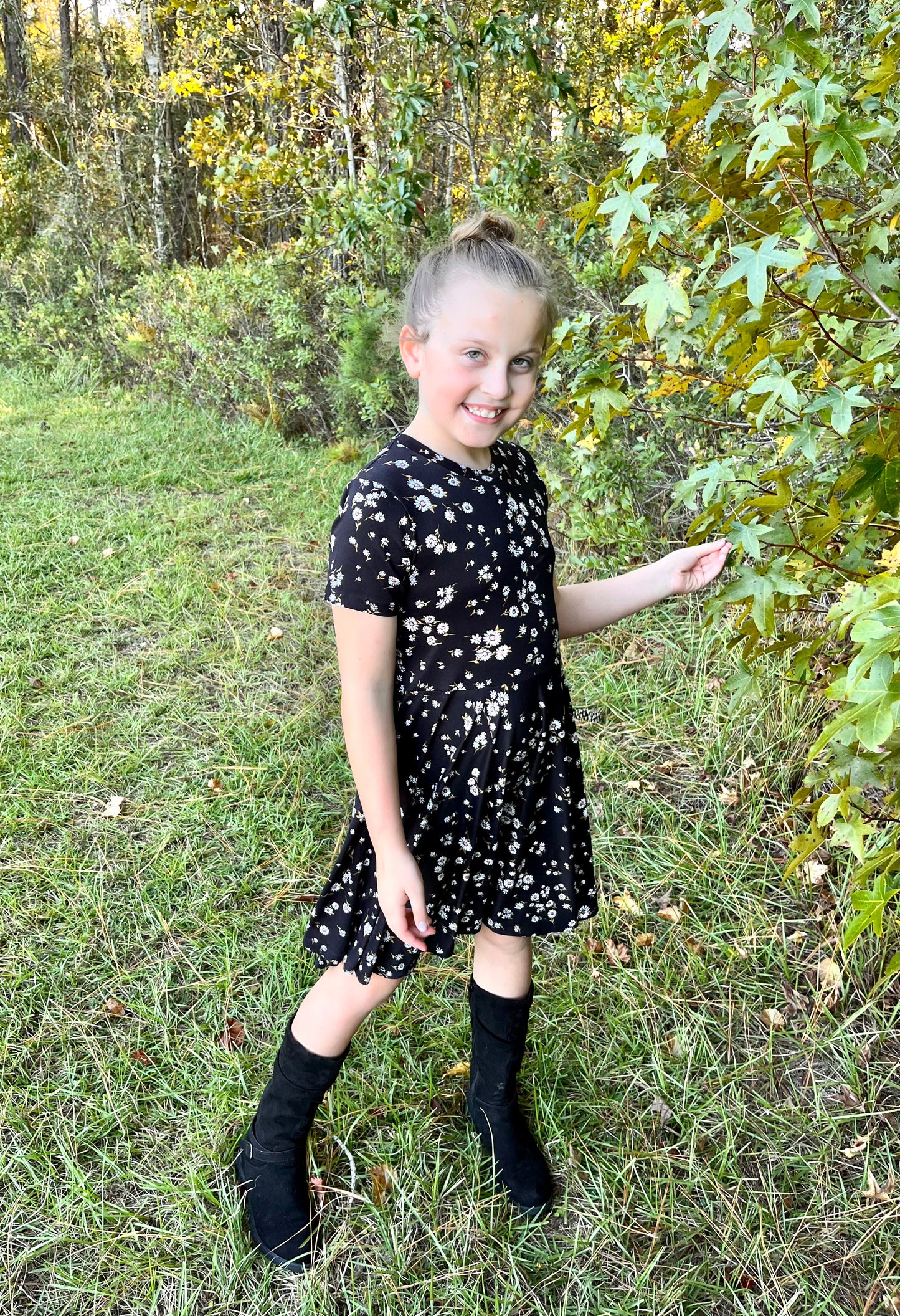 Lily Twirl Dress in Black Daisies Prints