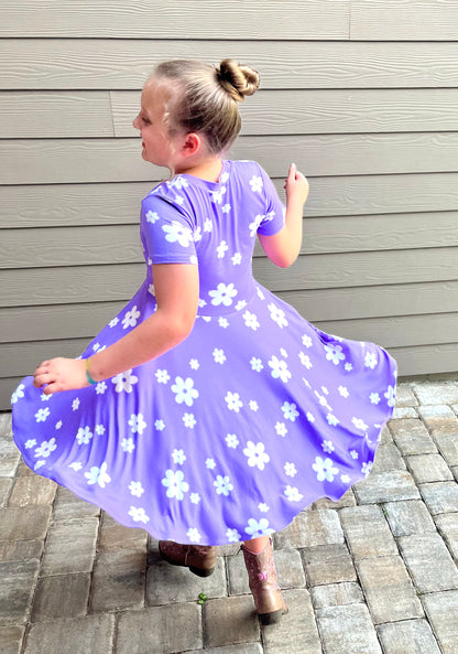 Twirly dress for girls, daisies print, soft dress for girls, summer dress for girls
