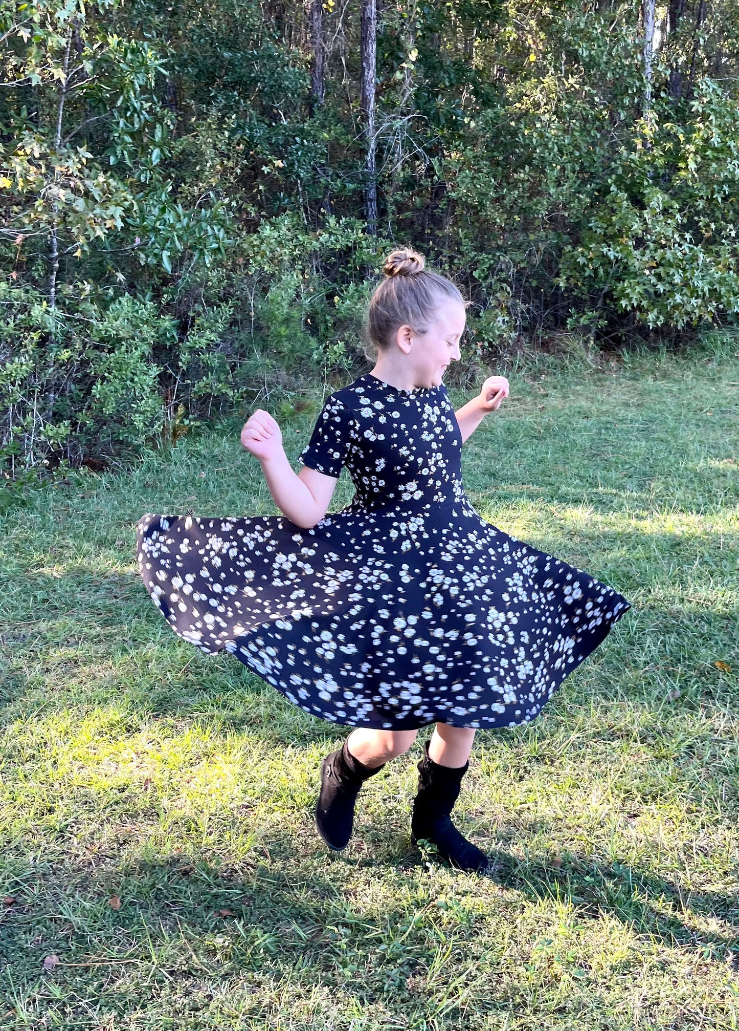 Lily Twirl Dress in Black Daisies Prints