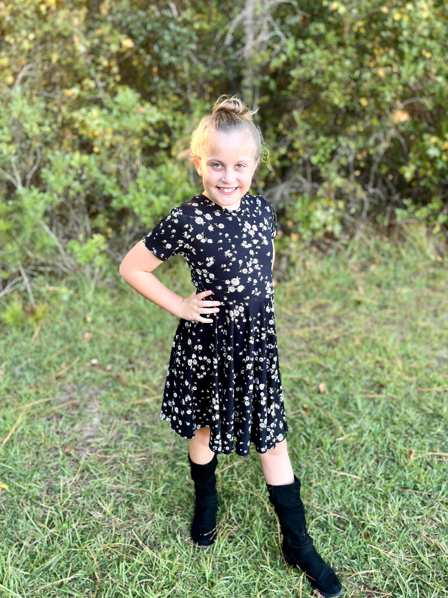 Lily Twirl Dress in Black Daisies Prints