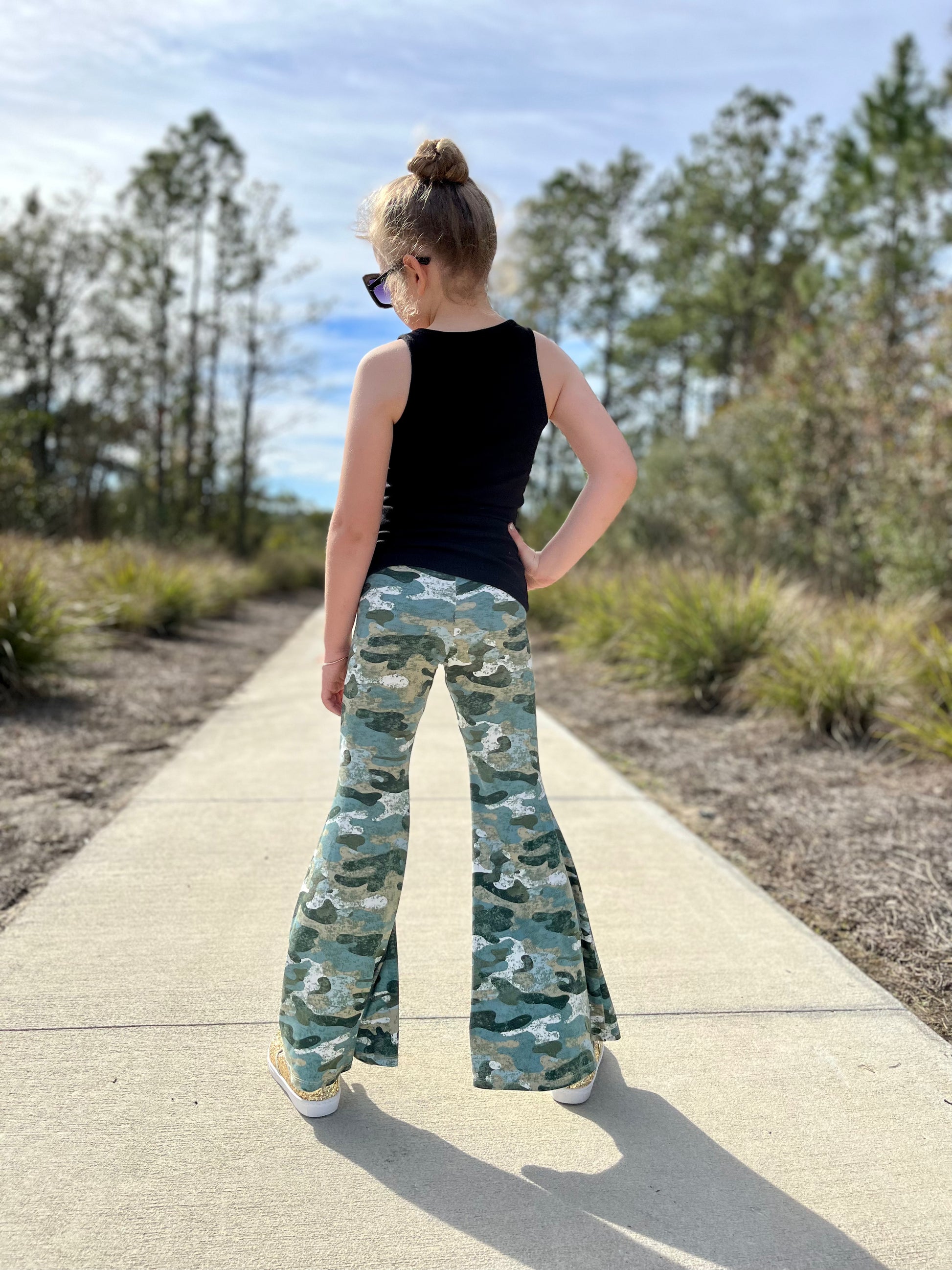 Camo hotsell bell bottoms